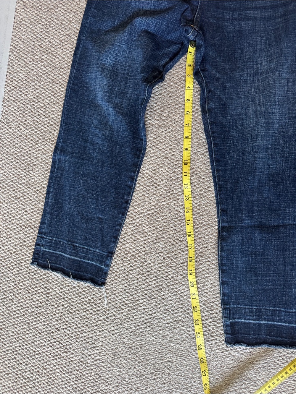 Kut from the Kloth Medium Blue Straight Leg Jeans - Picture 10 of 11